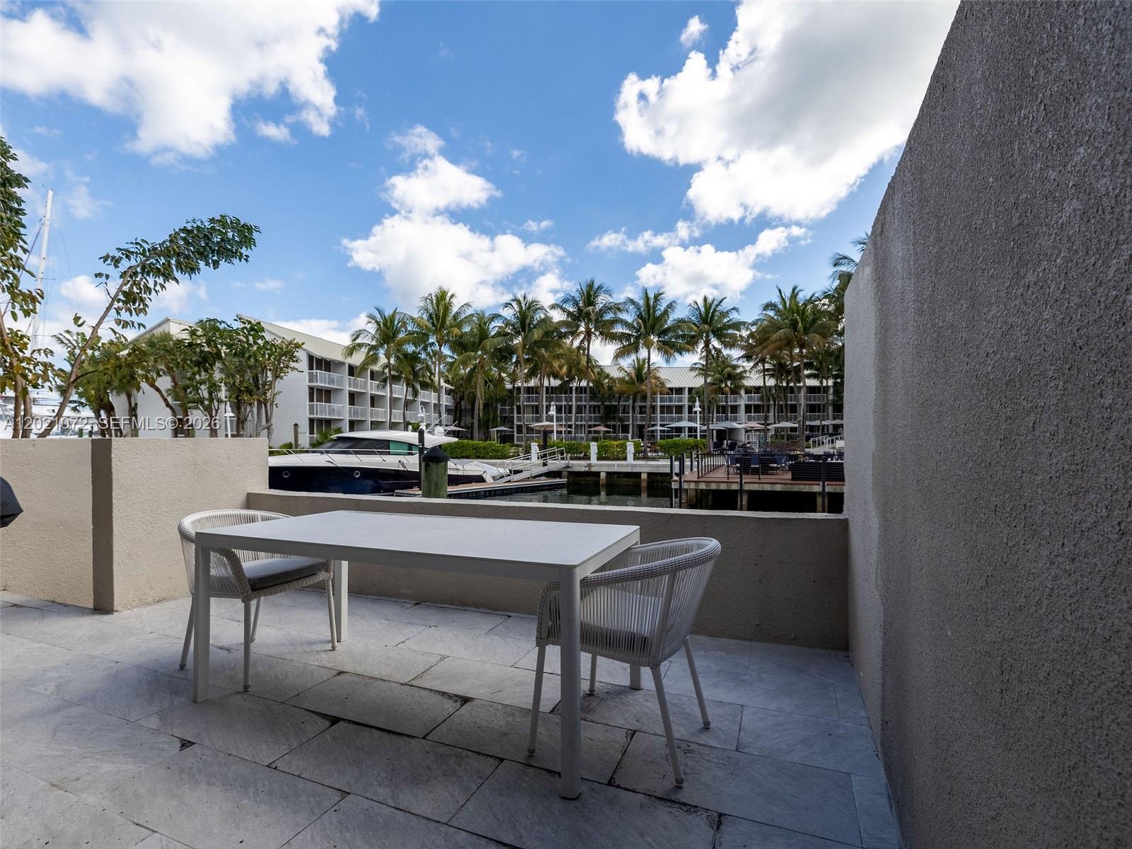 PORTSIDE YACHT CLUB CONDO - Residential