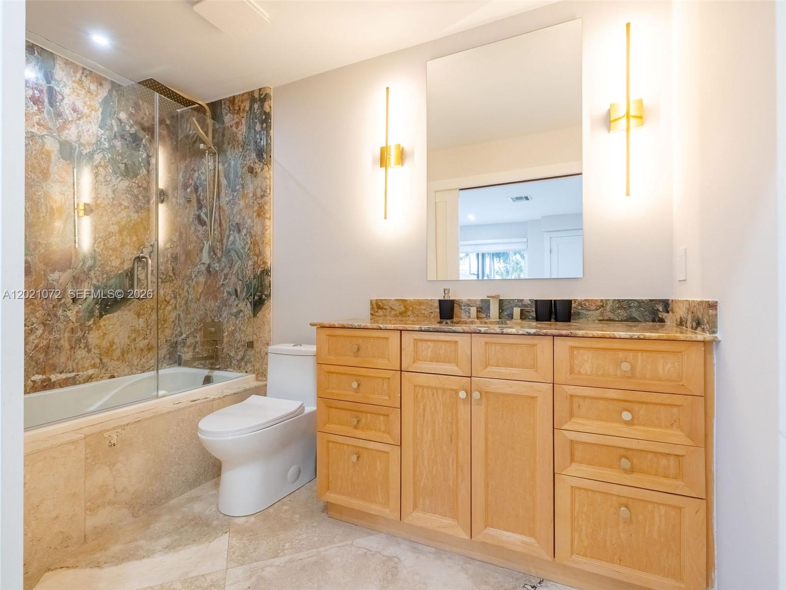 PORTSIDE YACHT CLUB CONDO - Residential