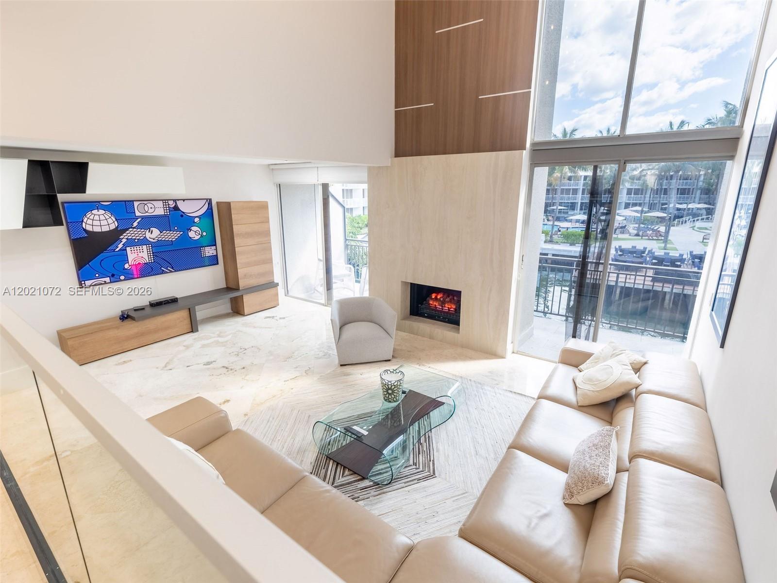 PORTSIDE YACHT CLUB CONDO - Residential