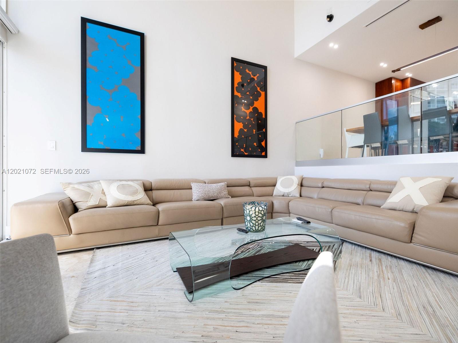 PORTSIDE YACHT CLUB CONDO - Residential