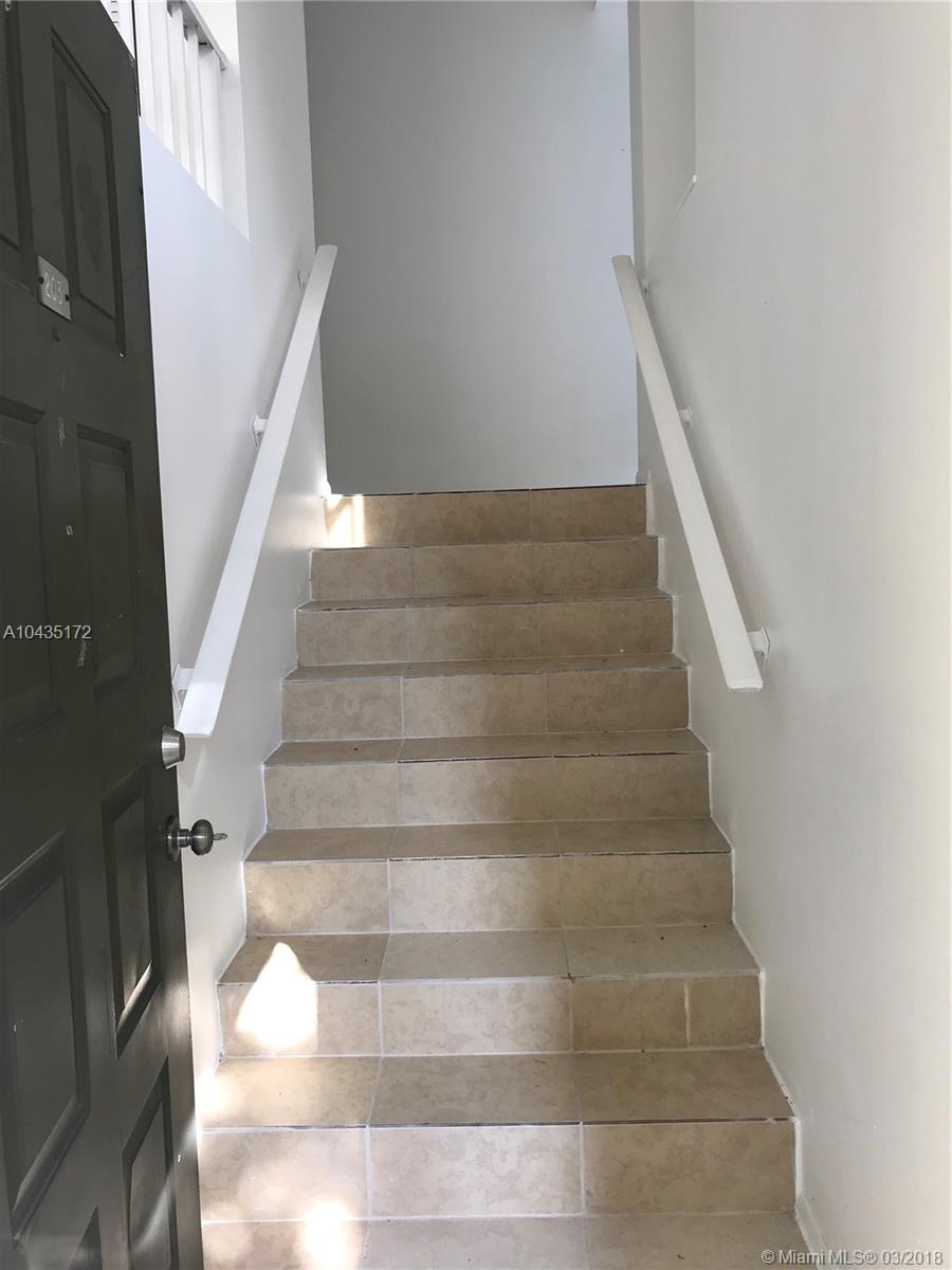 BREEZES AT PALM AIRE COND - Residential Lease