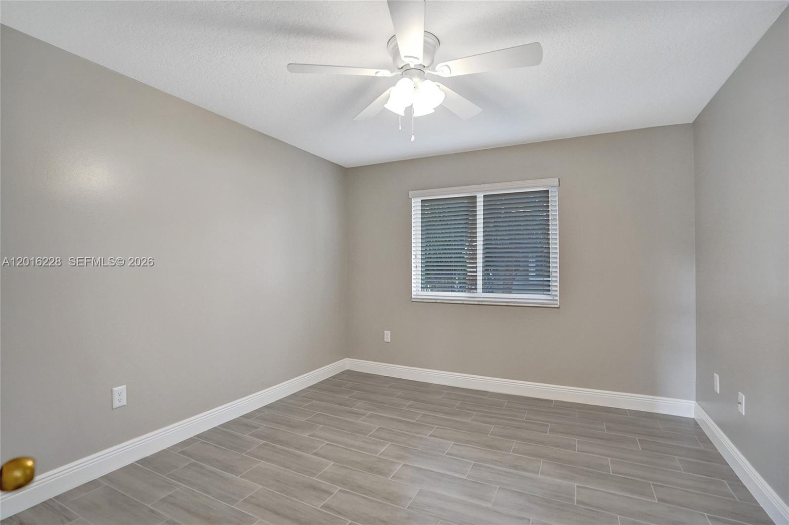 PEMBROKE ISLES 1 - Residential Lease