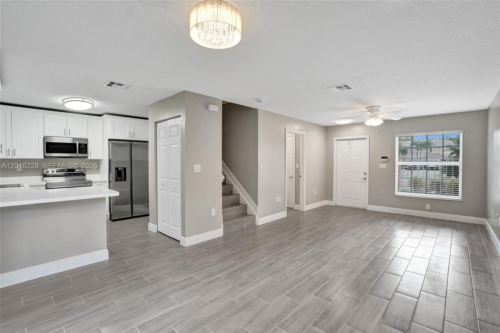 PEMBROKE ISLES 1 - Residential Lease