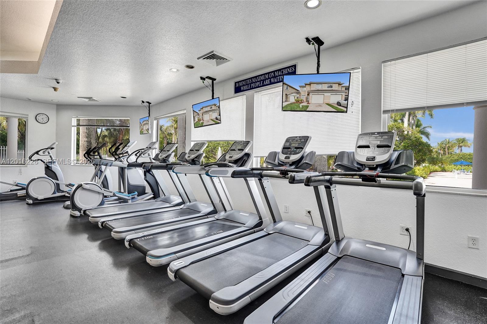 PEMBROKE ISLES 1 - Residential Lease