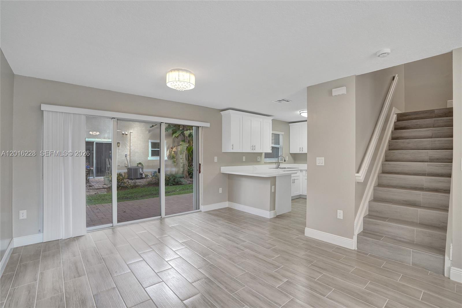 PEMBROKE ISLES 1 - Residential Lease