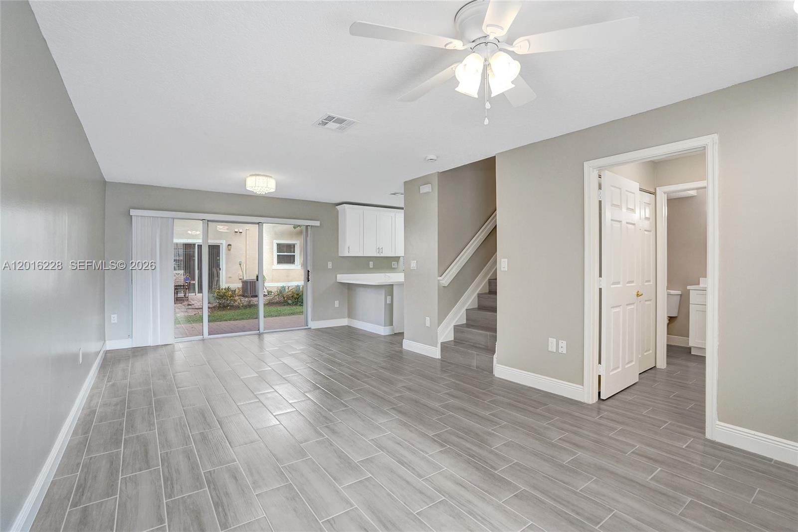 PEMBROKE ISLES 1 - Residential Lease