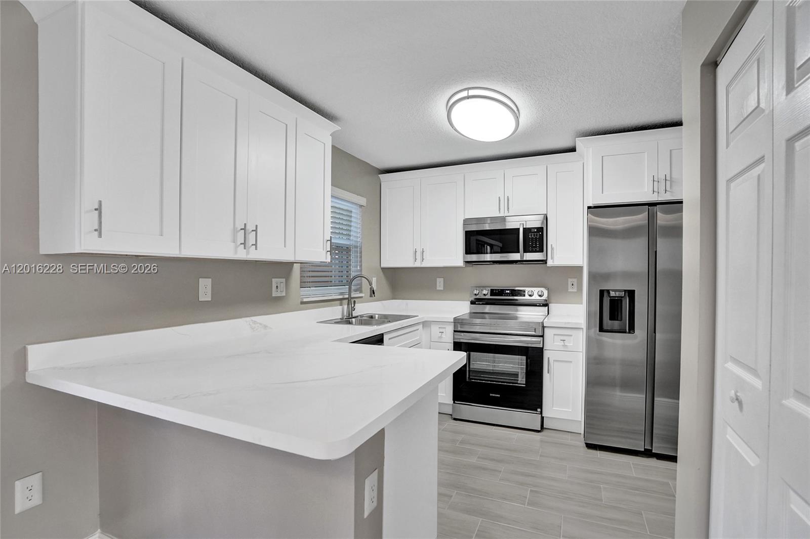 PEMBROKE ISLES 1 - Residential Lease