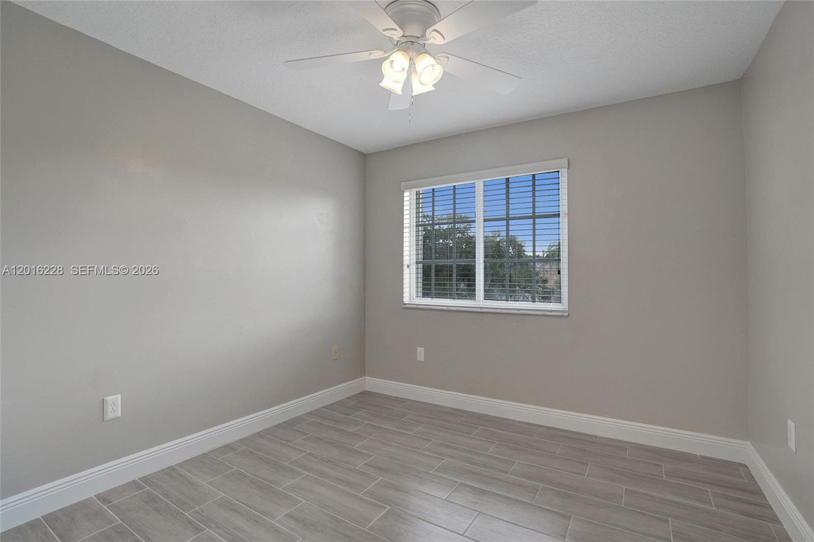 PEMBROKE ISLES 1 - Residential Lease