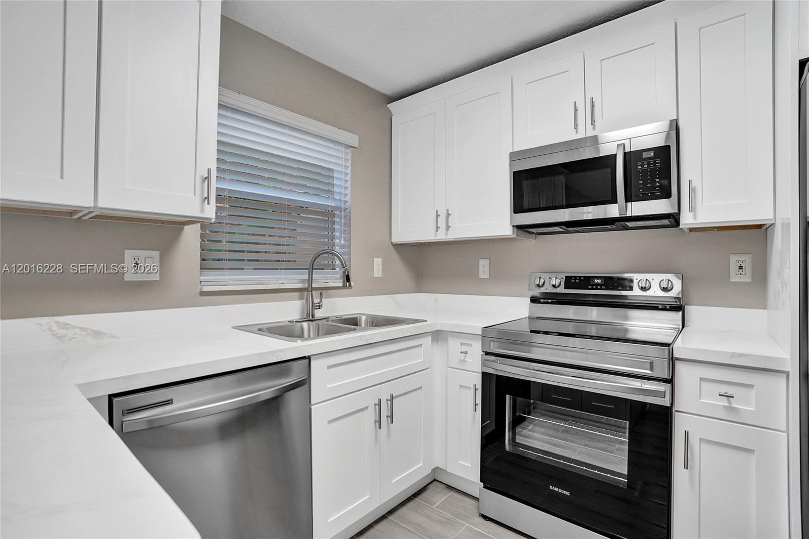 PEMBROKE ISLES 1 - Residential Lease