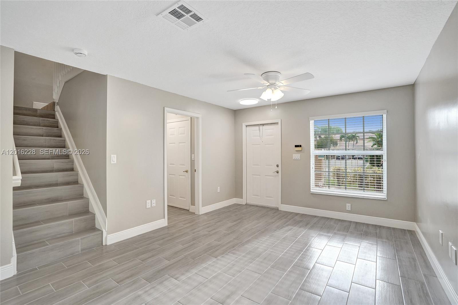 PEMBROKE ISLES 1 - Residential Lease