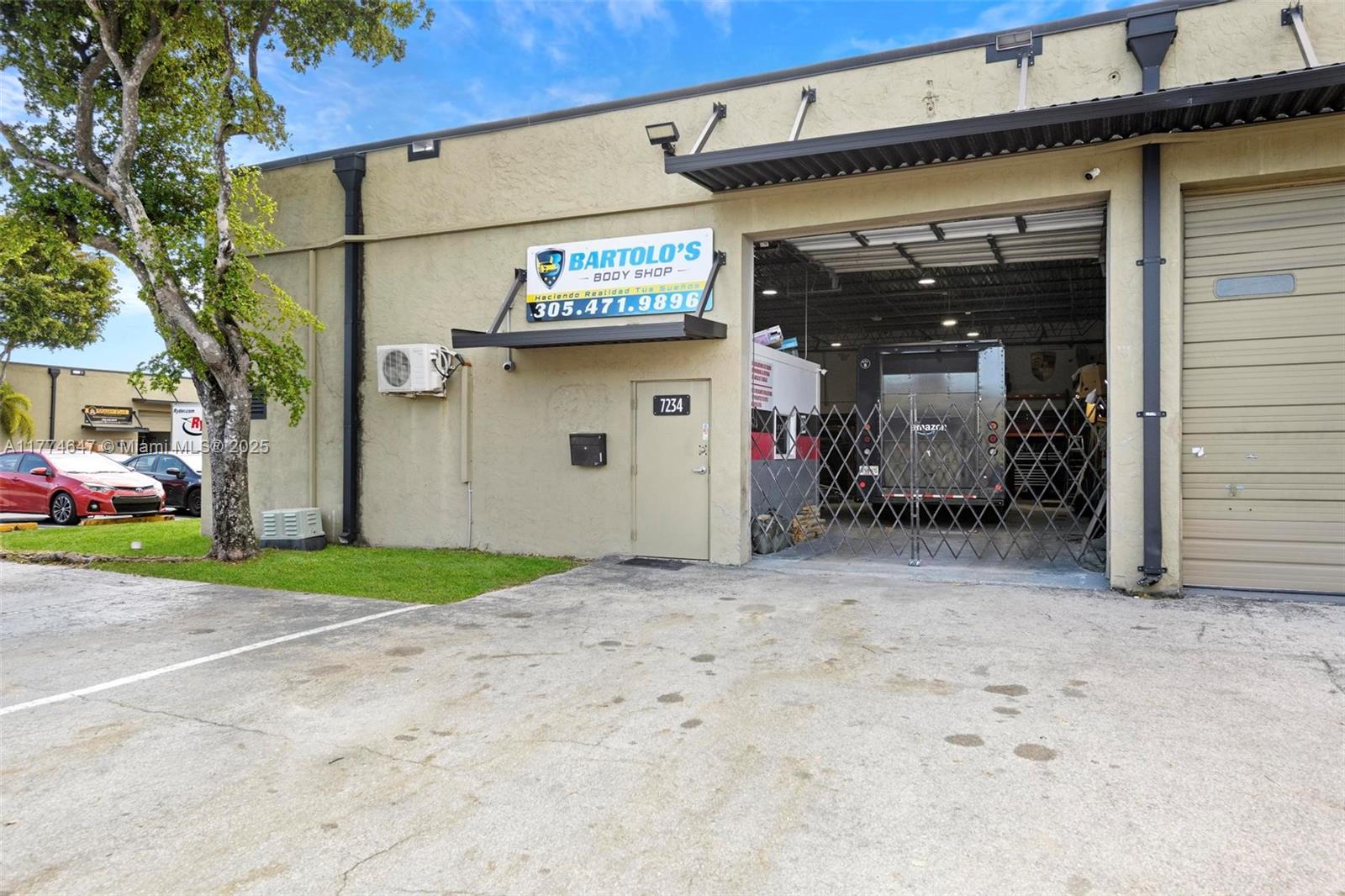 7234 NW 25th St