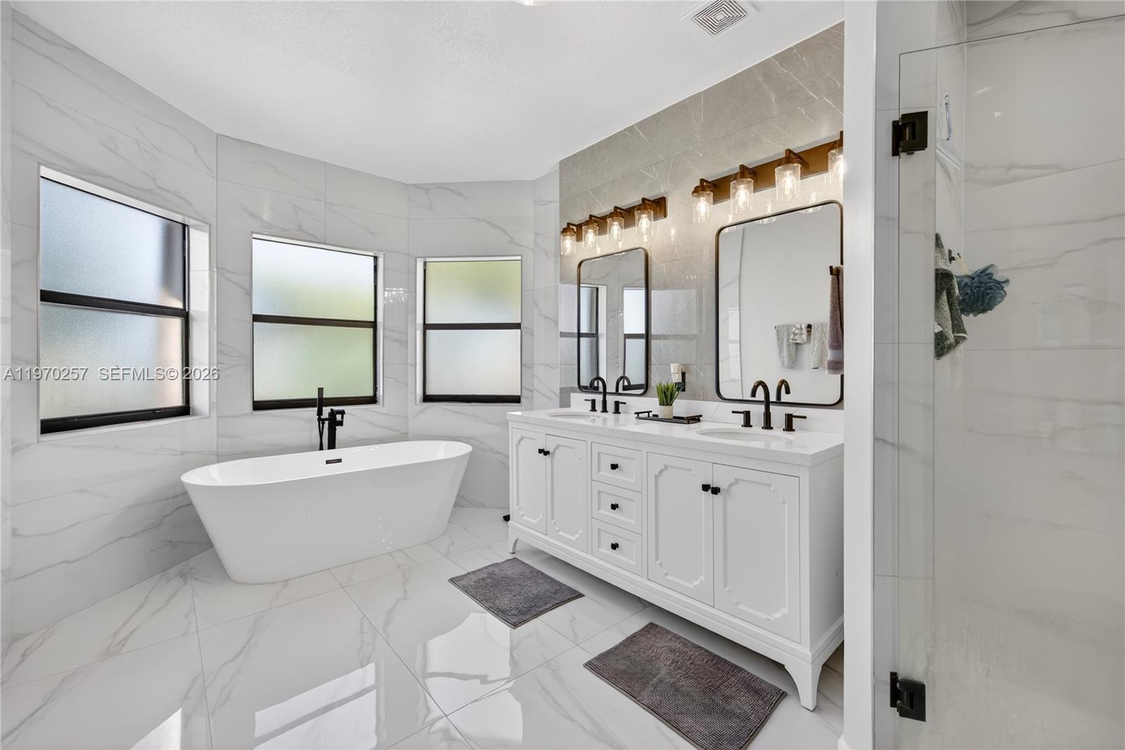 SILVER PALM EAST SEC ONE - Residential