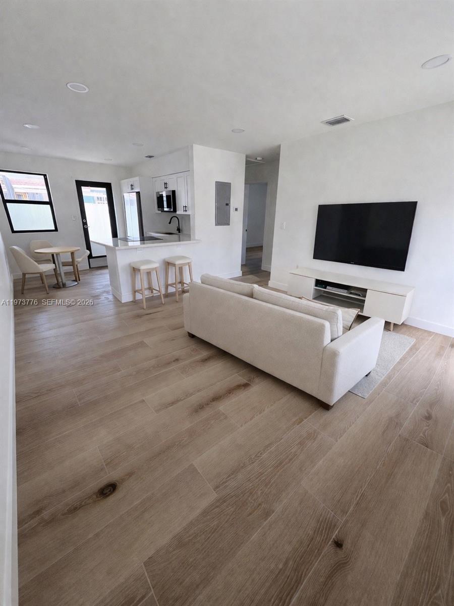 CENTRAL HEIGHTS ADDN NO 1 - Residential Lease