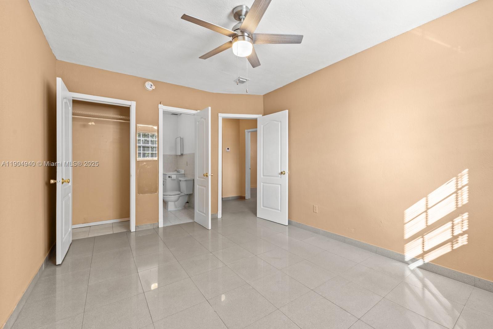 TOWN OF HIALEAH 1ST AMD - Residential Lease