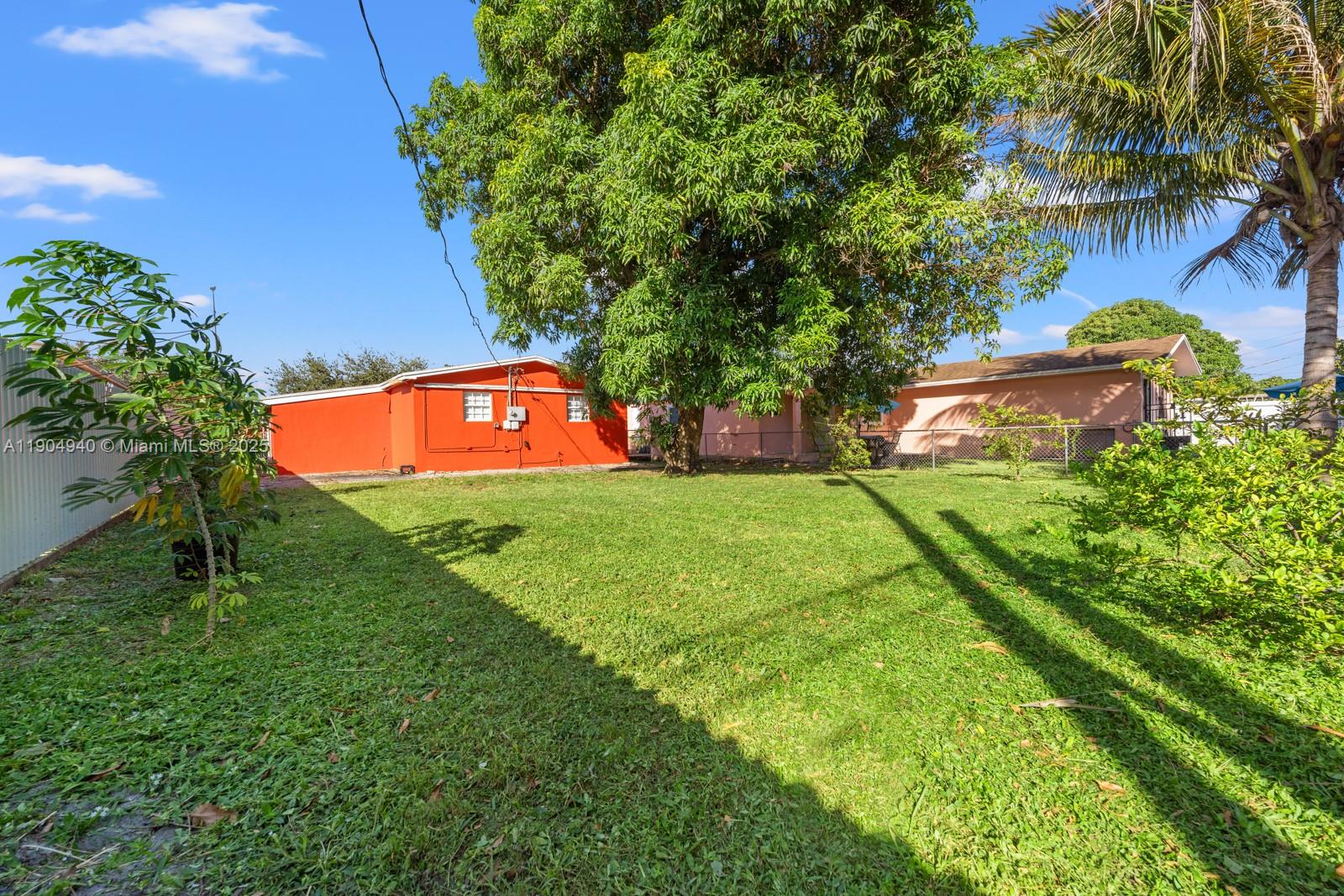 TOWN OF HIALEAH 1ST AMD - Residential Lease