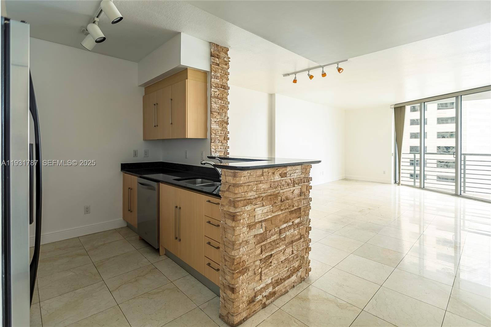 ONE MIAMI EAST CONDO - Residential