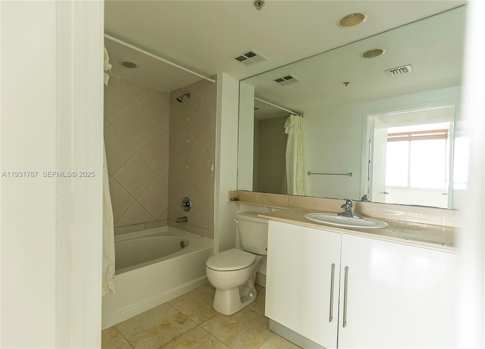 ONE MIAMI EAST CONDO - Residential