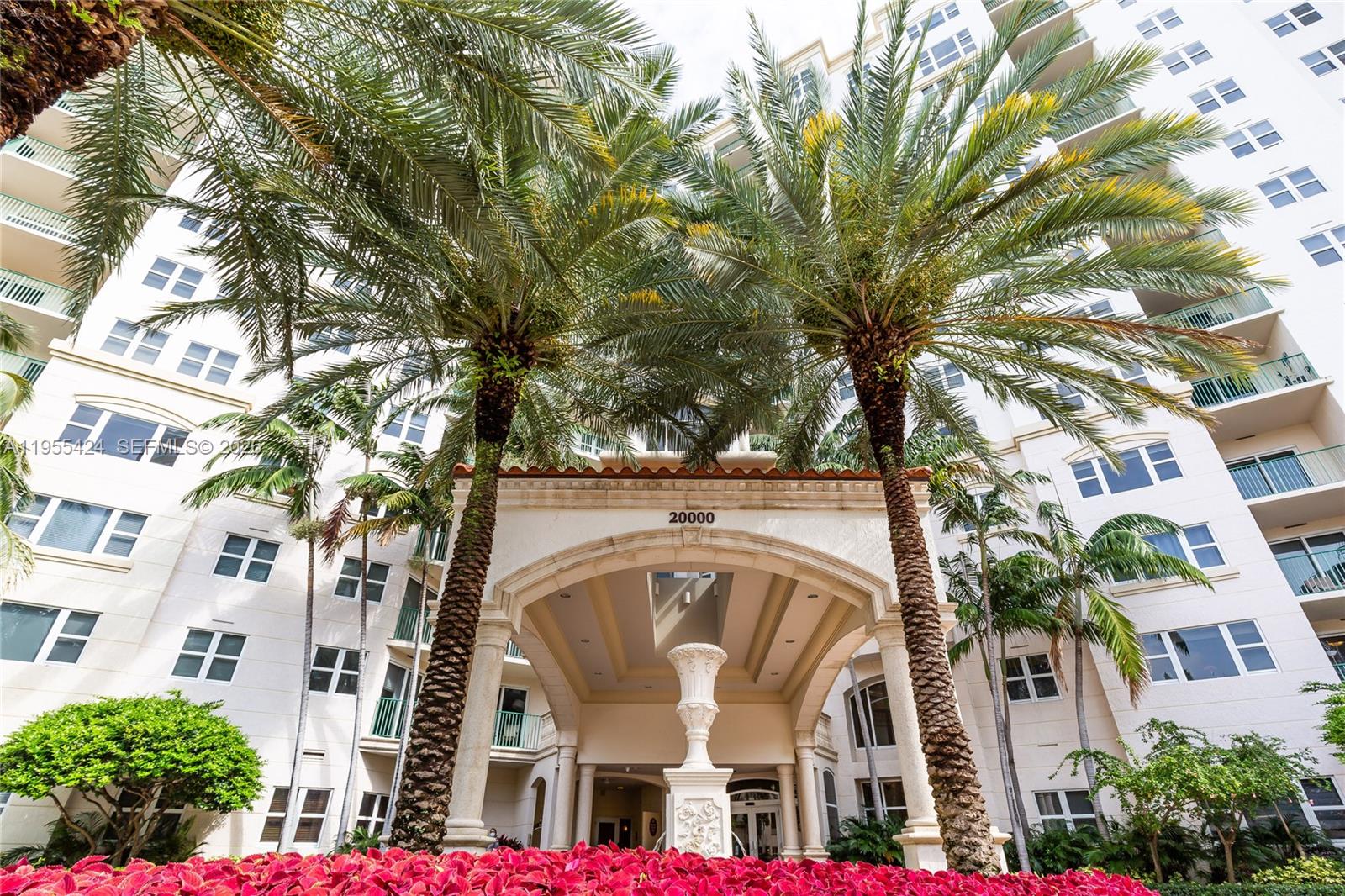 TURNBERRY VLG NO TOWER CO - Residential