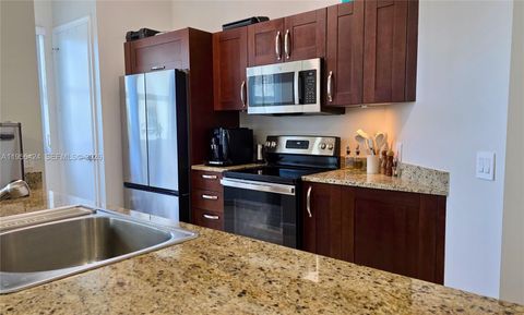 20000 E Country Club Dr 402 Aventura FL 33180