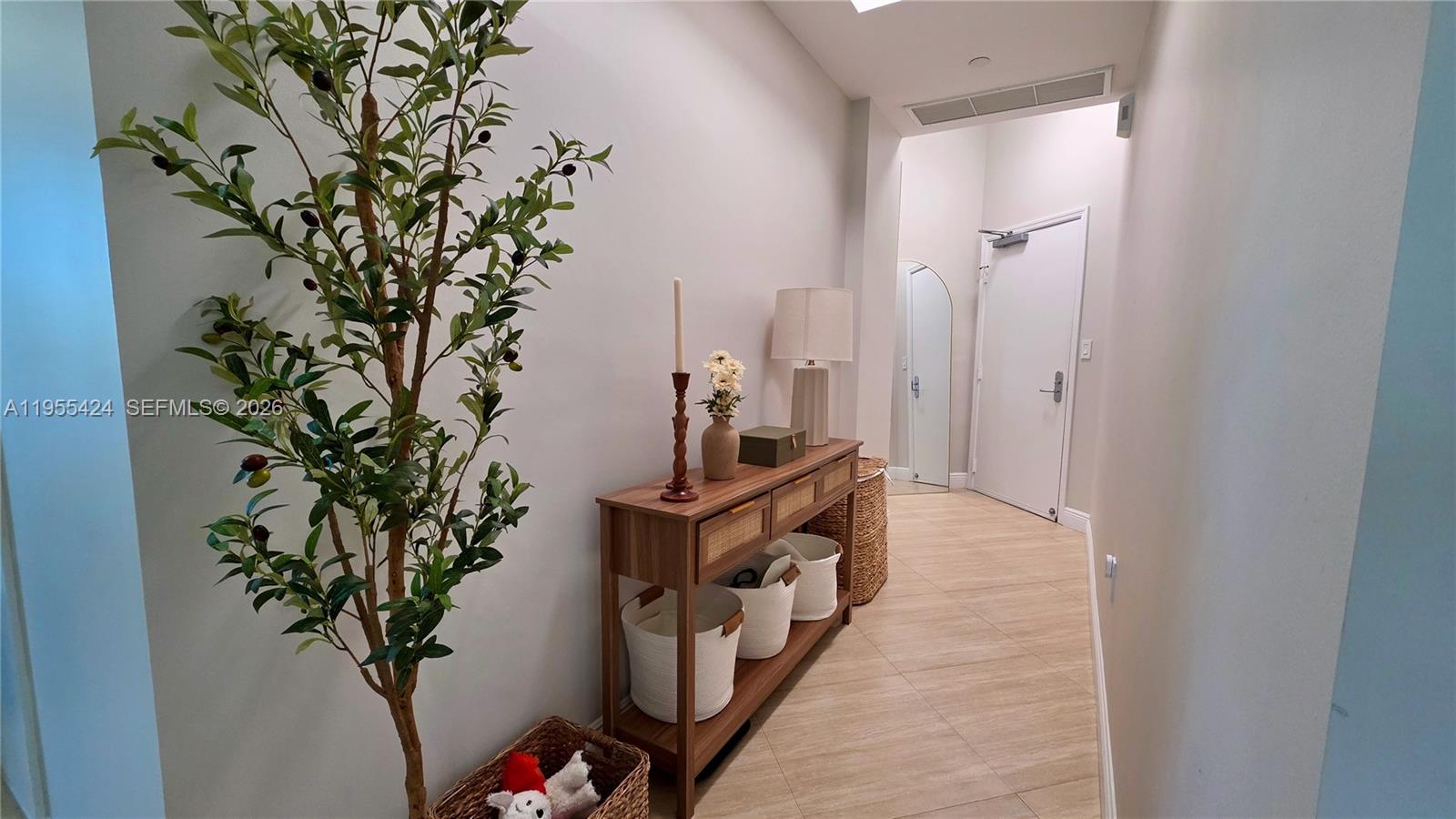 TURNBERRY VLG NO TOWER CO - Residential