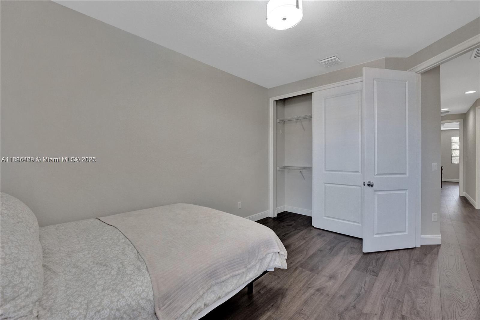 PARKLAND VILLAGE REPLAT O - Residential