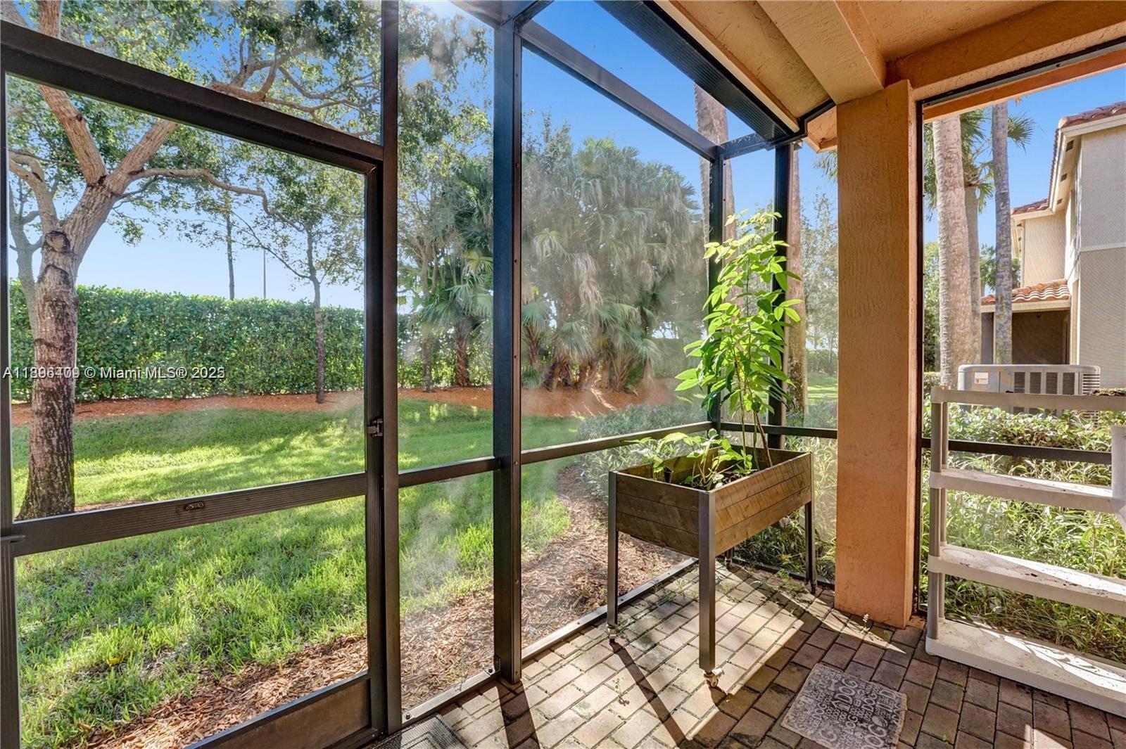 PARKLAND VILLAGE REPLAT O - Residential