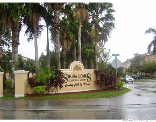 BEAUTIFUL AND BIG APARTMENT 2 BED & 2 BATH AND 1/2 HBATH, TWO FLOORS, FIRST TILE FLOOR AND WOOD IN THE SECOND FLOOR, OPEN KITCHEN WITH STAINLESS STEEL APPLIANCES, WASHER & DRYER, VERY WELL MAINTAINED CLOSE TO EVERYTHING SHOPPING CENTERS, SUPER MARKETS, RESTAURANTS, BANKS EXPRESS WAY I-75, PALMETTO. EASY AND READY TO MOVE. ALL AGES, WELCOME PETS, FOR SHOWING PLEASE CALL THE LISTING AGENT.