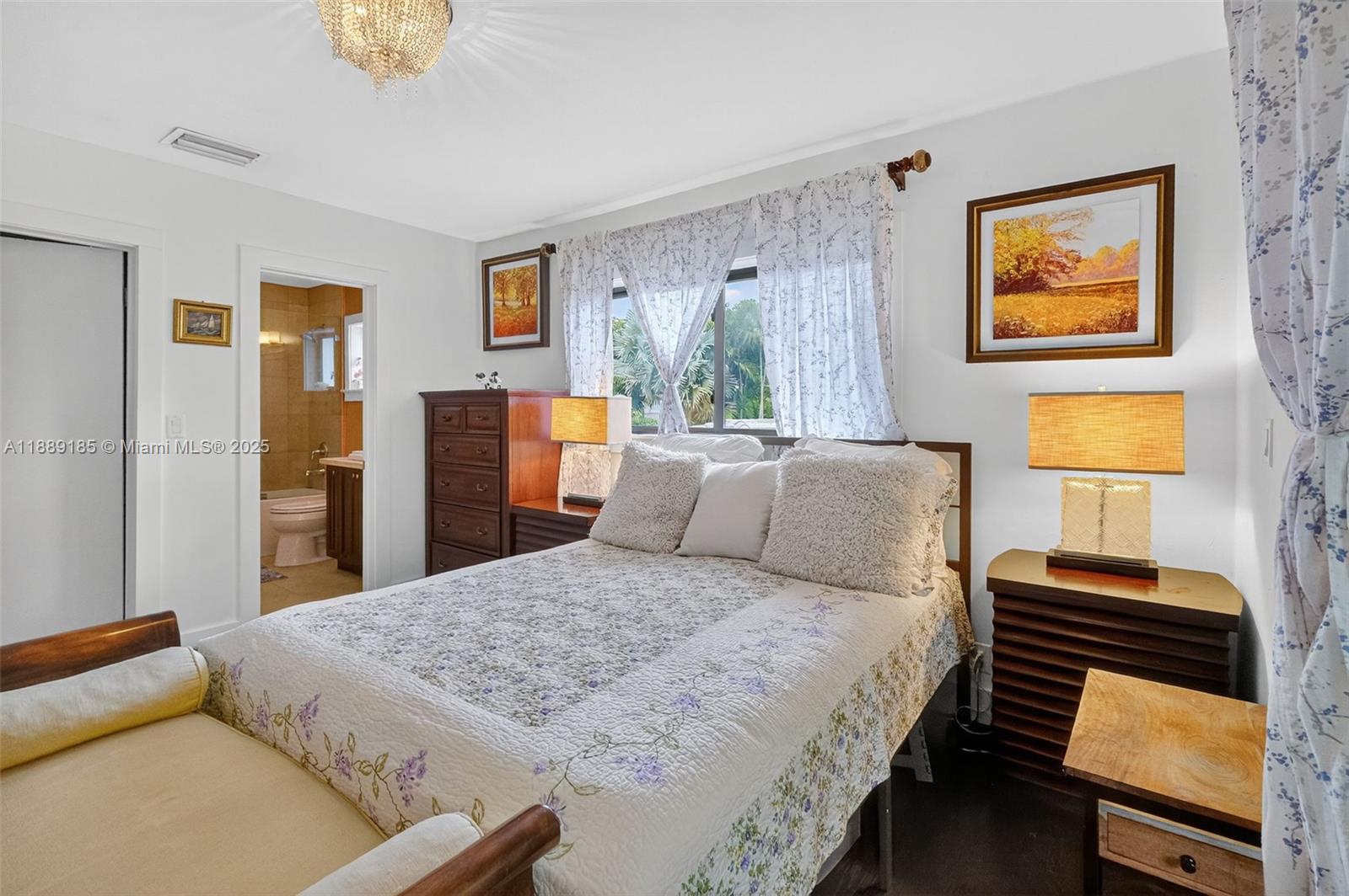 CORAL GABLES RIVIERA - Residential