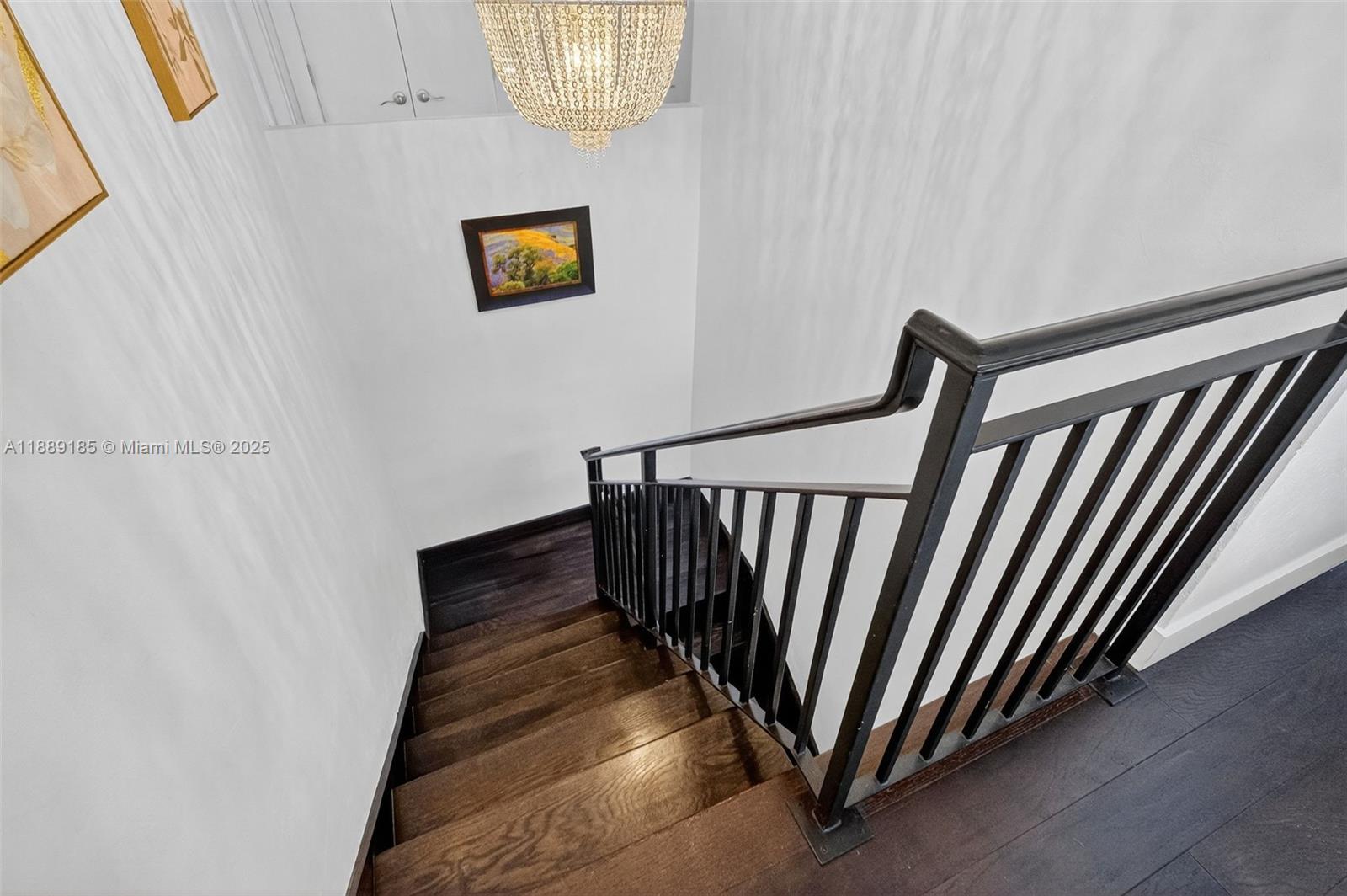 CORAL GABLES RIVIERA - Residential