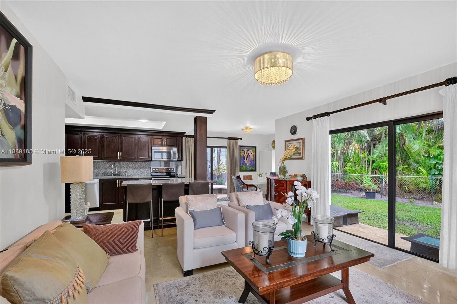 CORAL GABLES RIVIERA - Residential