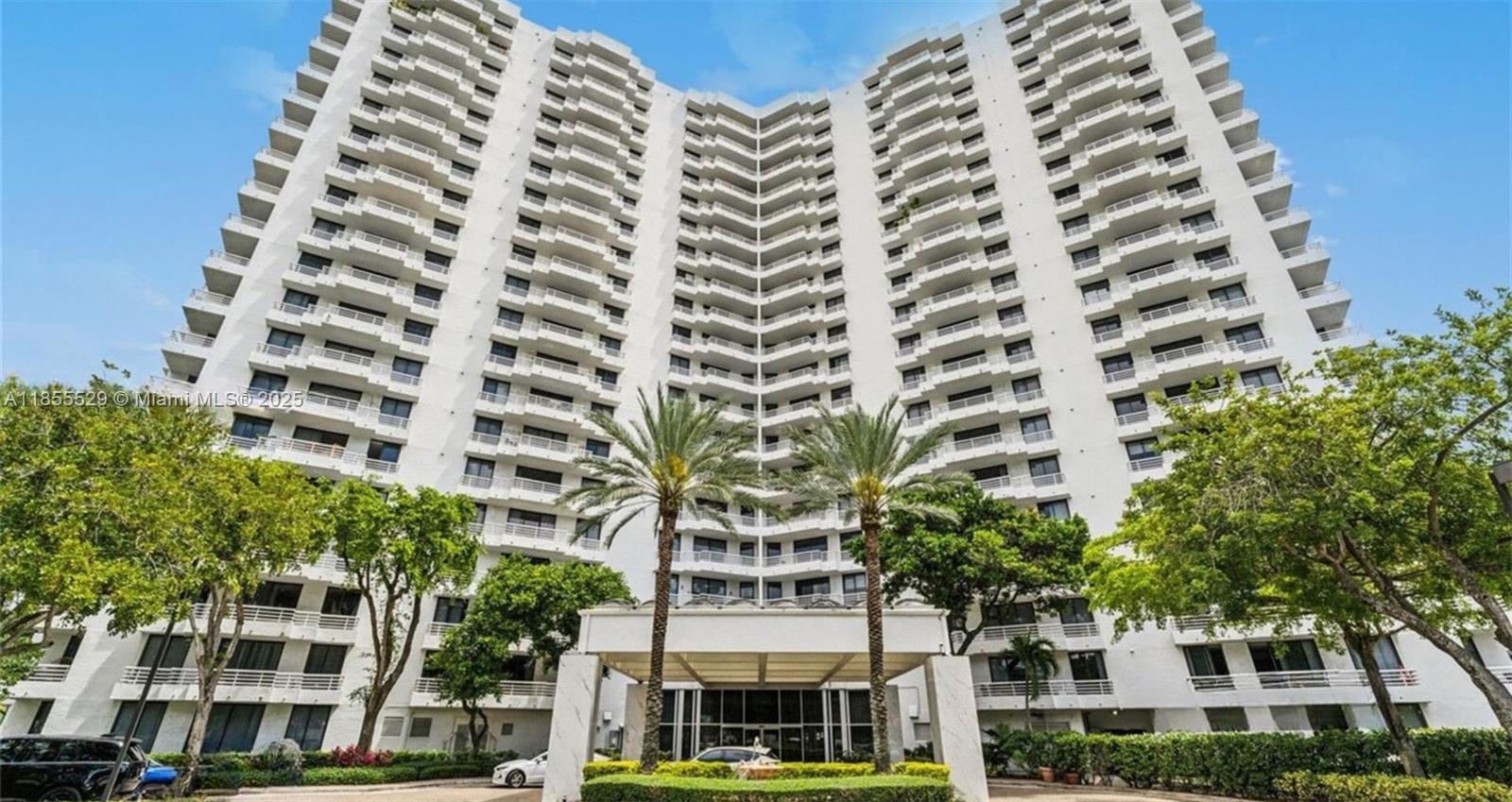 Prime Location in the Heart of Aventura! This beautiful 2-bedroom, 2-bath condo features a well-designed split floor plan. The spacious primary suite offers a walk-in closet and an oversized bathroom. Enjoy a modern kitchen with granite countertops and stainless steel appliances. One assigned covered parking space is included, with the option to rent a second space for just $77/month.
The building has been completely renovated and offers boutique-style amenities: two swimming pools, jacuzzi, saunas, volleyball court, valet service, cyber café, newly upgraded fitness center, concierge, and pet-friendly policies.
