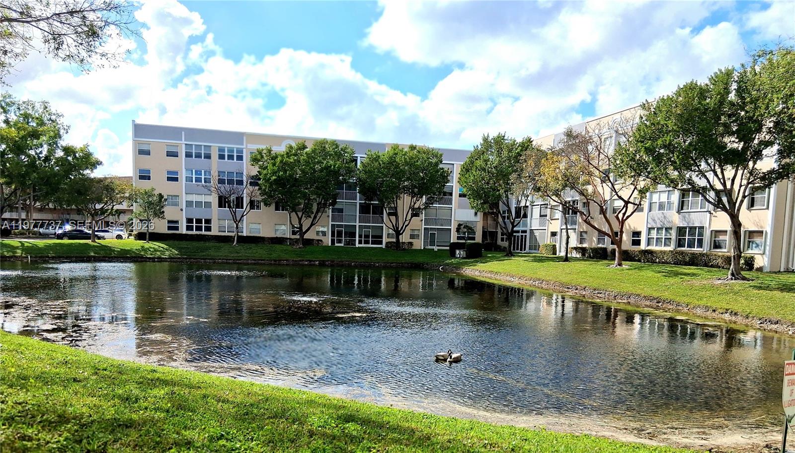 SUNRISE LAKES 206 CONDO - Residential