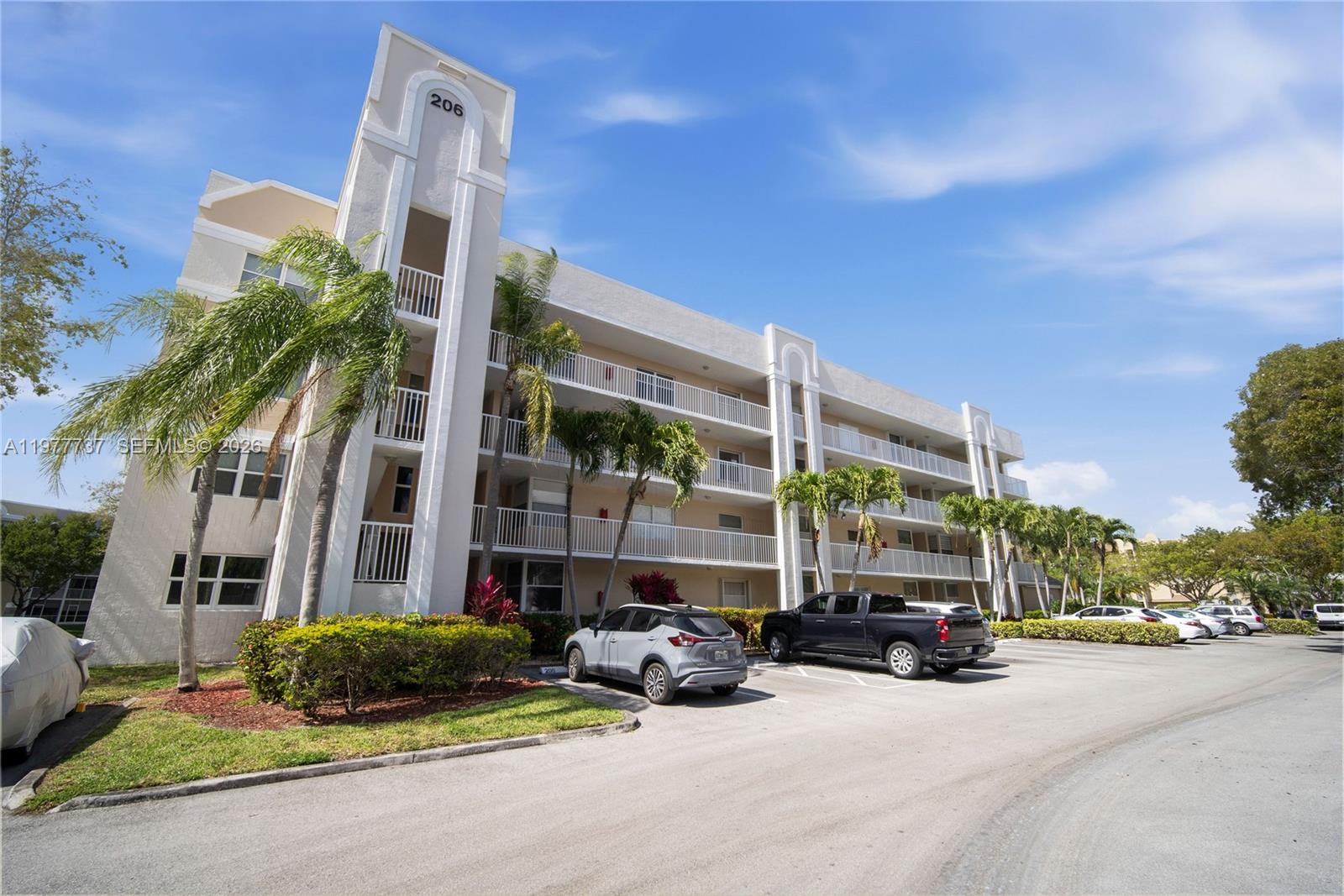 SUNRISE LAKES 206 CONDO - Residential