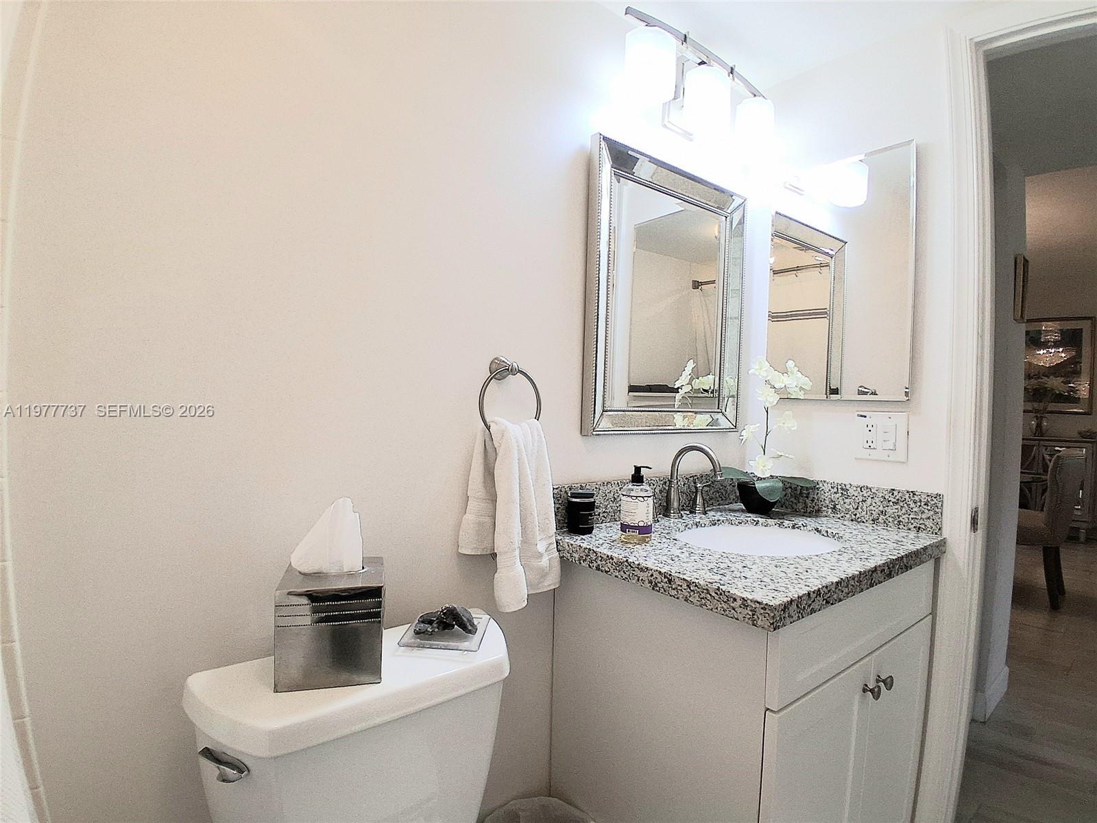 SUNRISE LAKES 206 CONDO - Residential