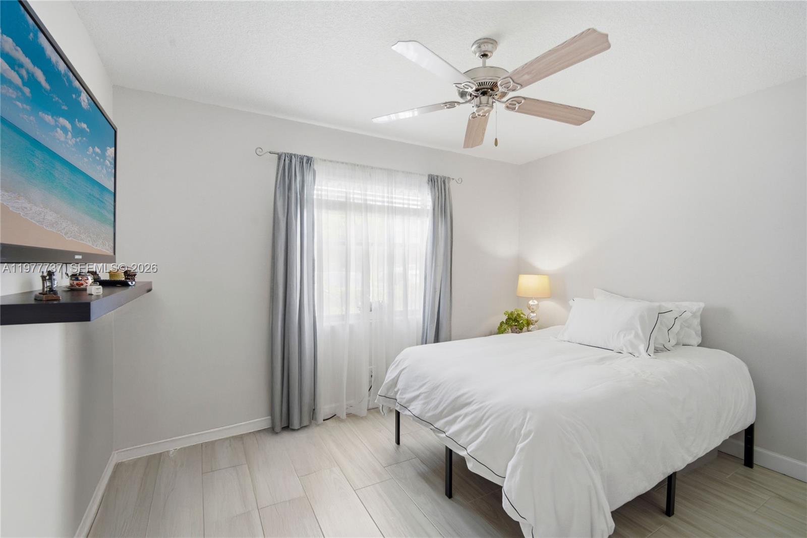 SUNRISE LAKES 206 CONDO - Residential