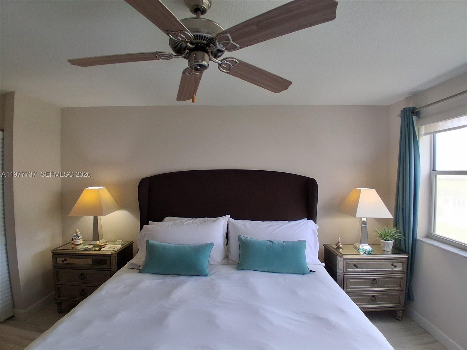 SUNRISE LAKES 206 CONDO - Residential