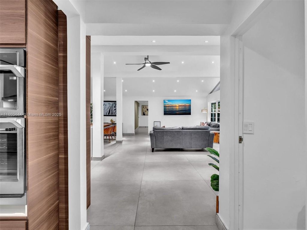 Photo of 4851 SW 106th Ave, Davie, FL 33328 (MLS # A11860444)