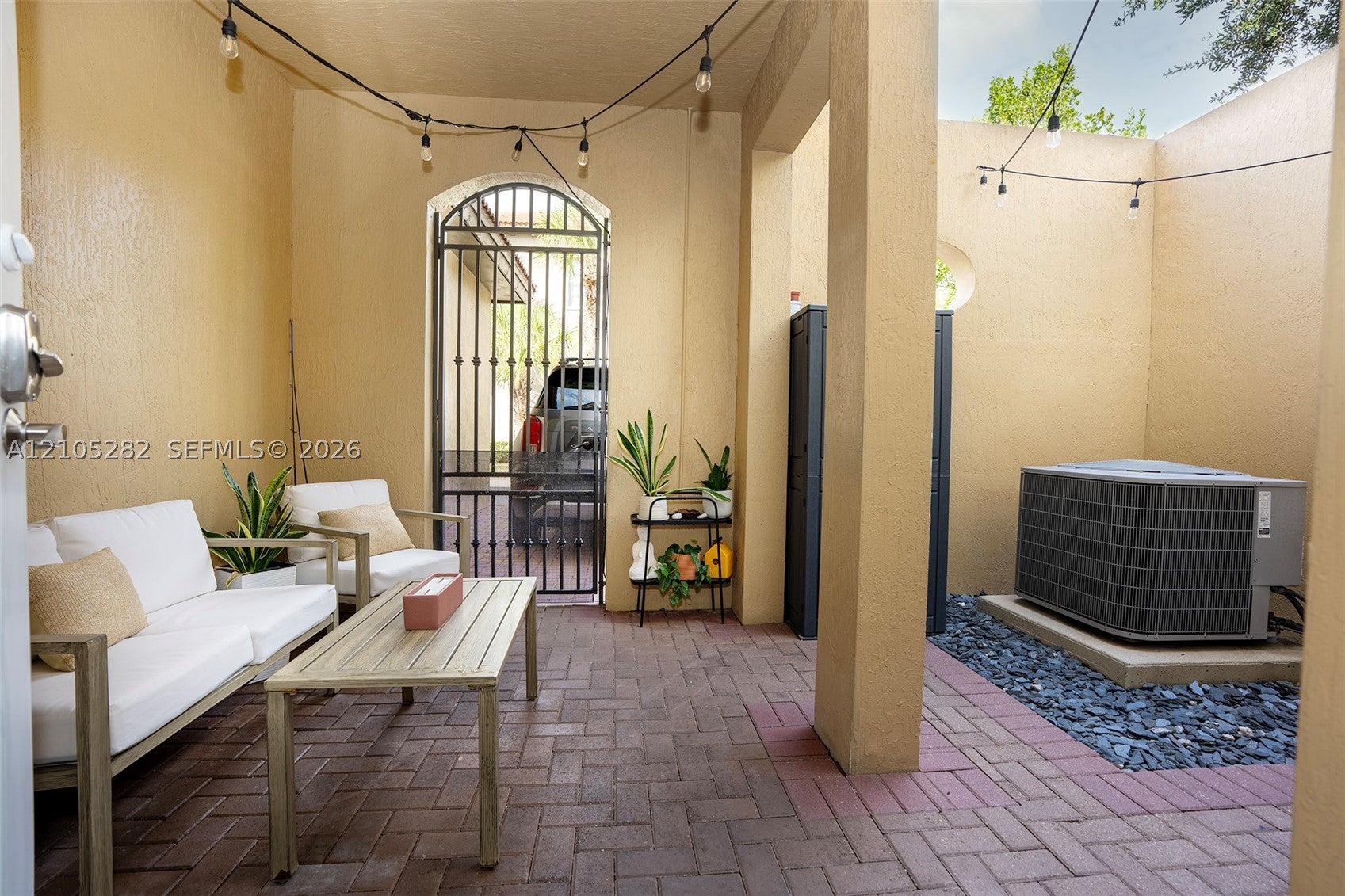 1104 SW 146th Ter