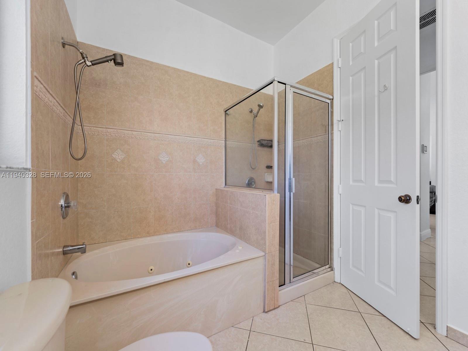 ESTATE MANSIONS - Residential