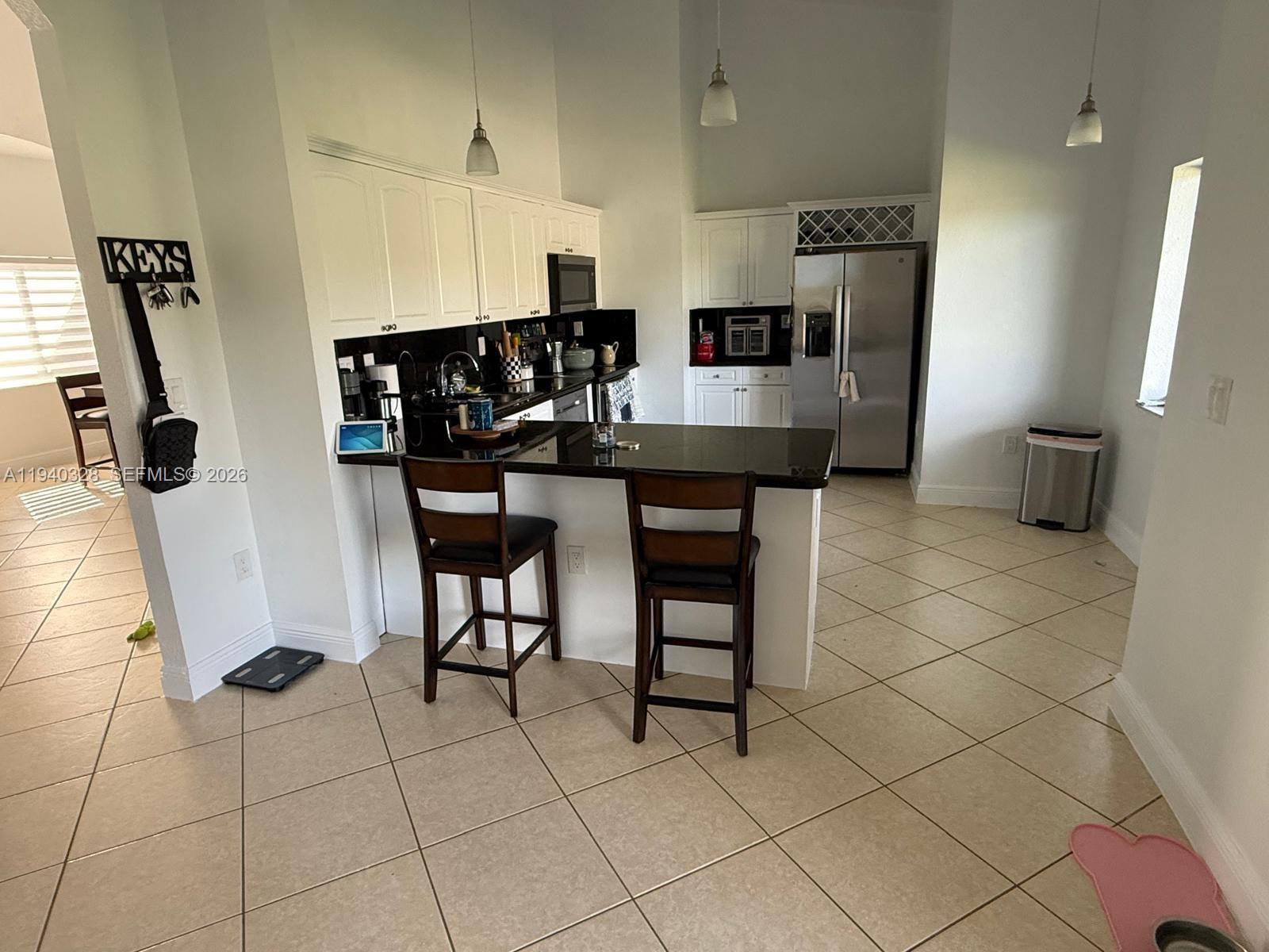 ESTATE MANSIONS - Residential