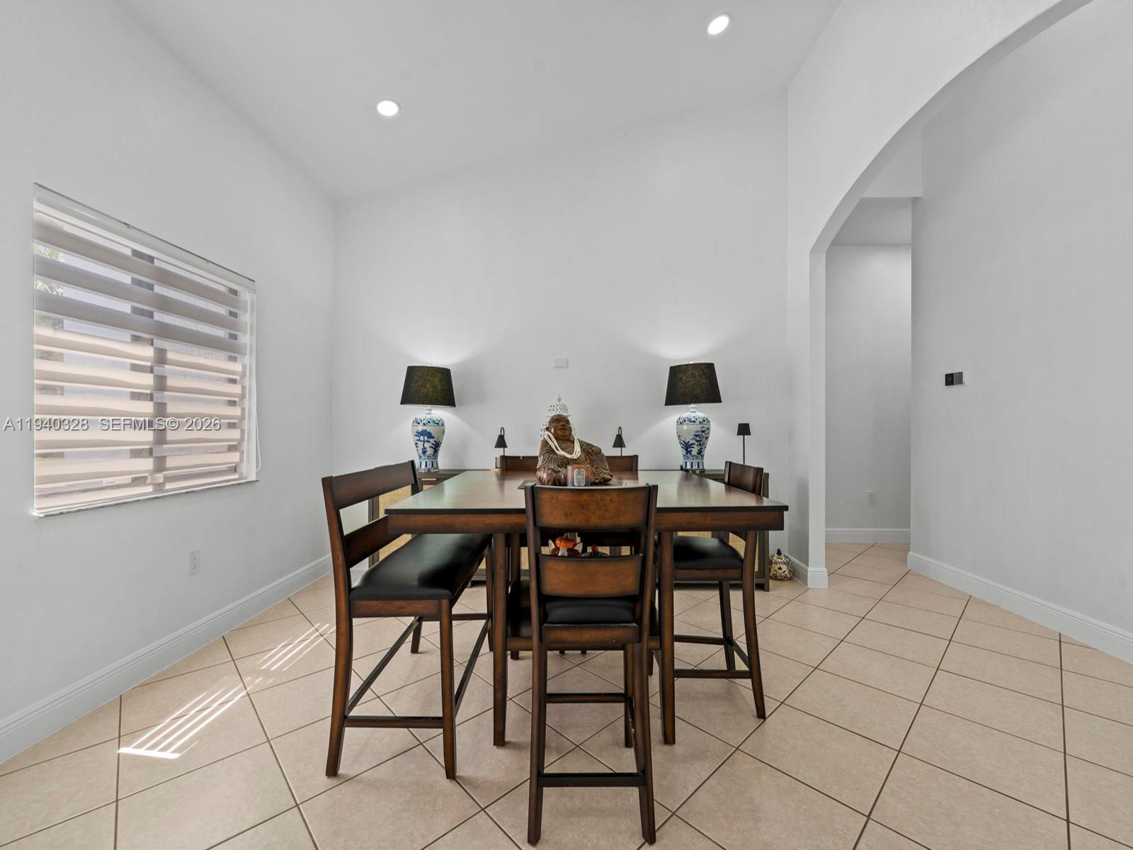 ESTATE MANSIONS - Residential