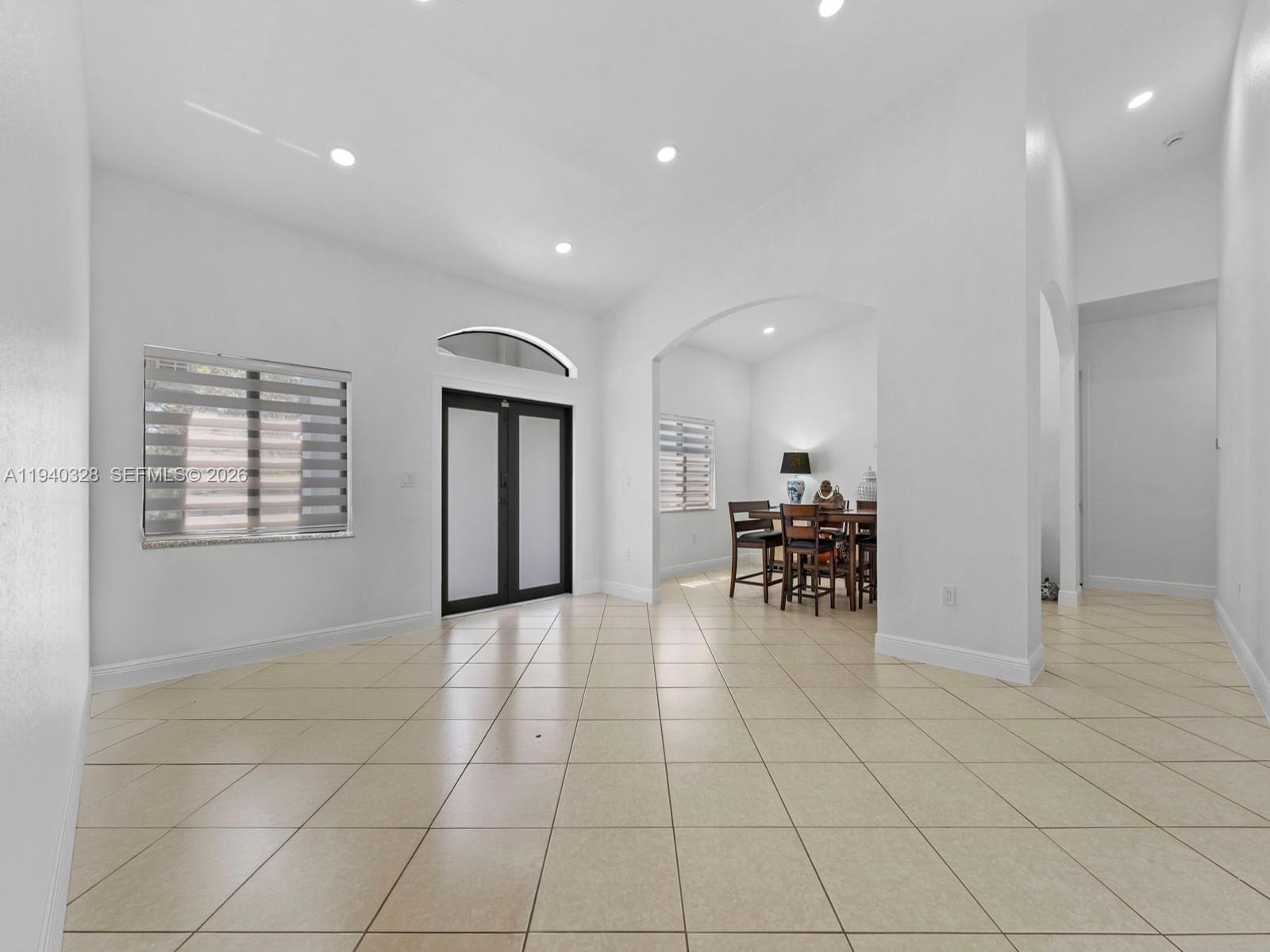 ESTATE MANSIONS - Residential