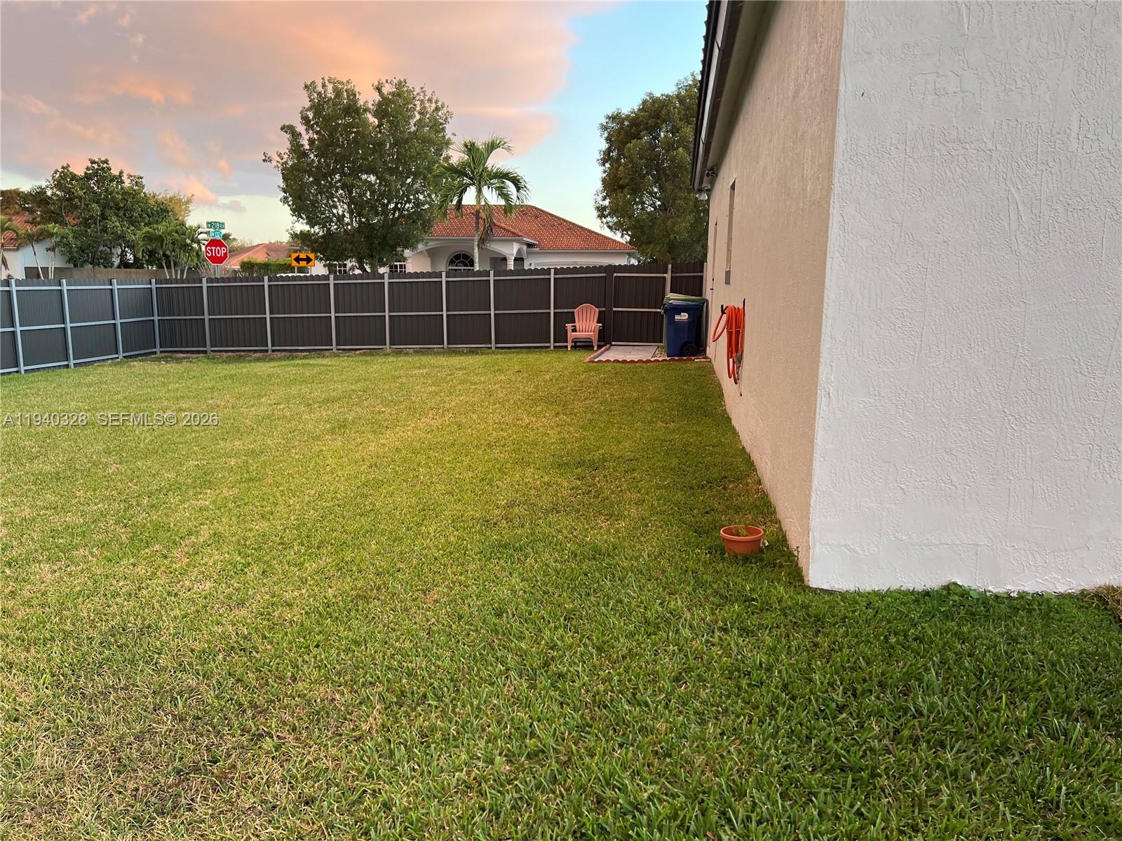 ESTATE MANSIONS - Residential