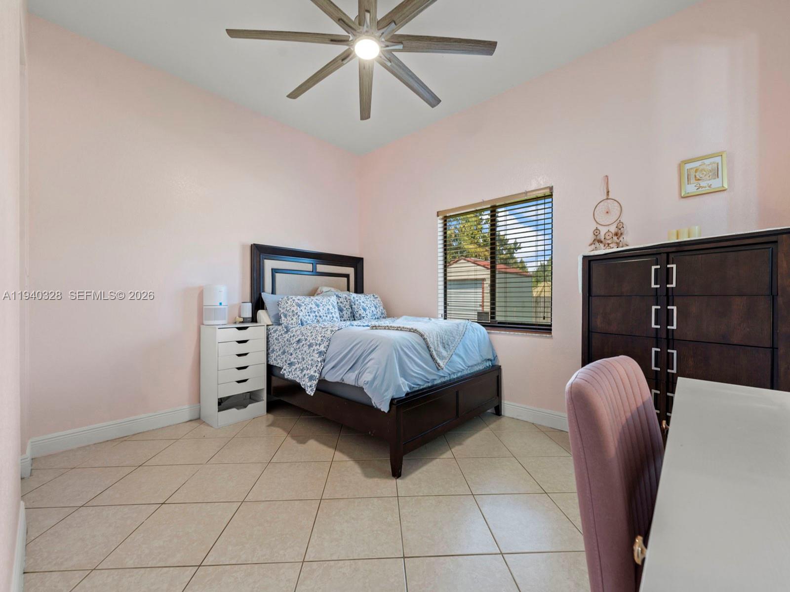 ESTATE MANSIONS - Residential