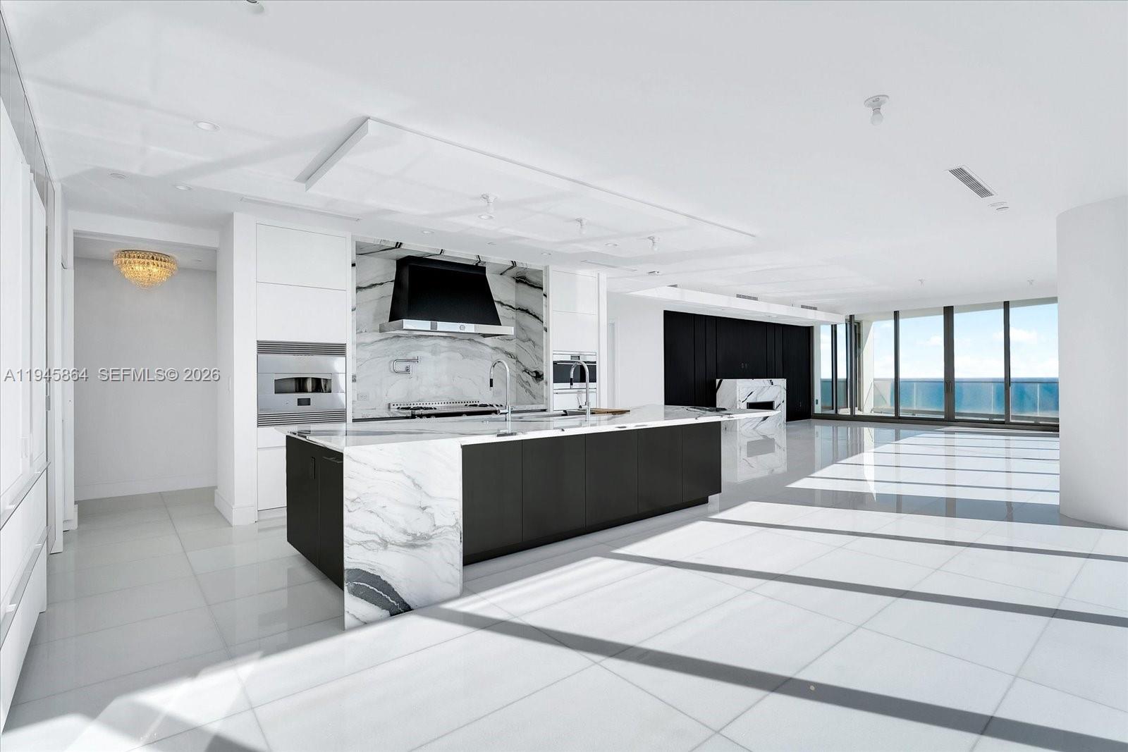 NORTH BISCAYNE BEACH AMEN - Residential