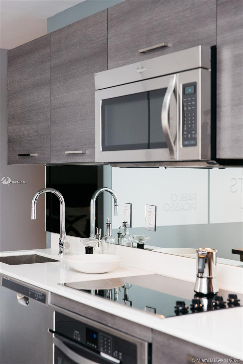 CENTRO CONDO - Residential Lease