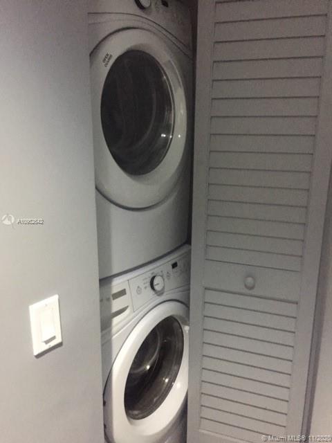 CENTRO CONDO - Residential Lease