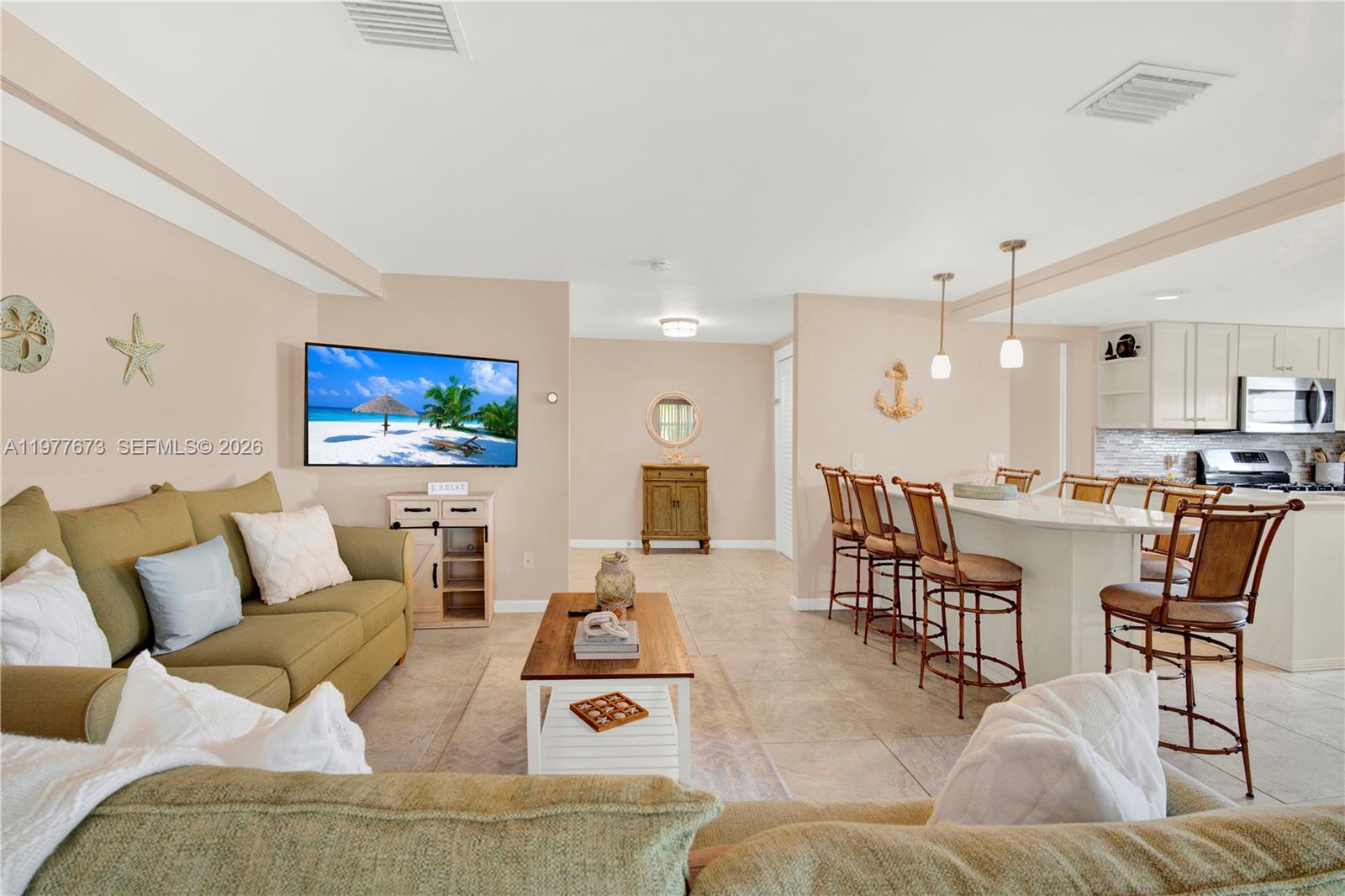 HARBOR ISLE - Residential