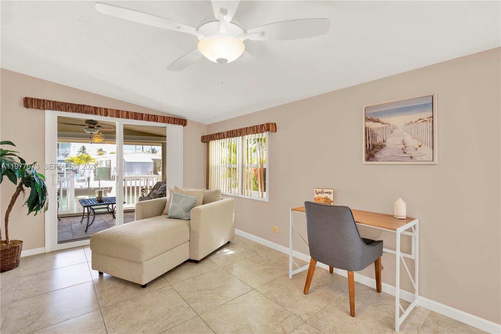 HARBOR ISLE - Residential