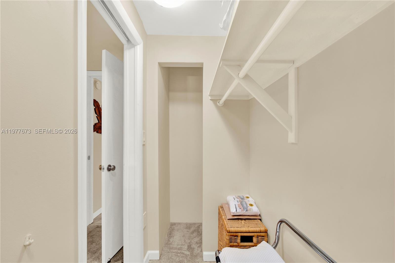 HARBOR ISLE - Residential